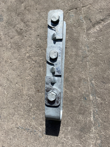 Хомут натяжитель тройной Хомут натяжитель тройной